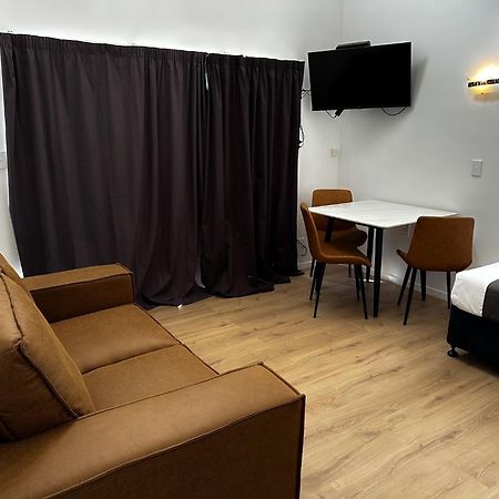 Burwood Motel Whanganui Kültér fotó