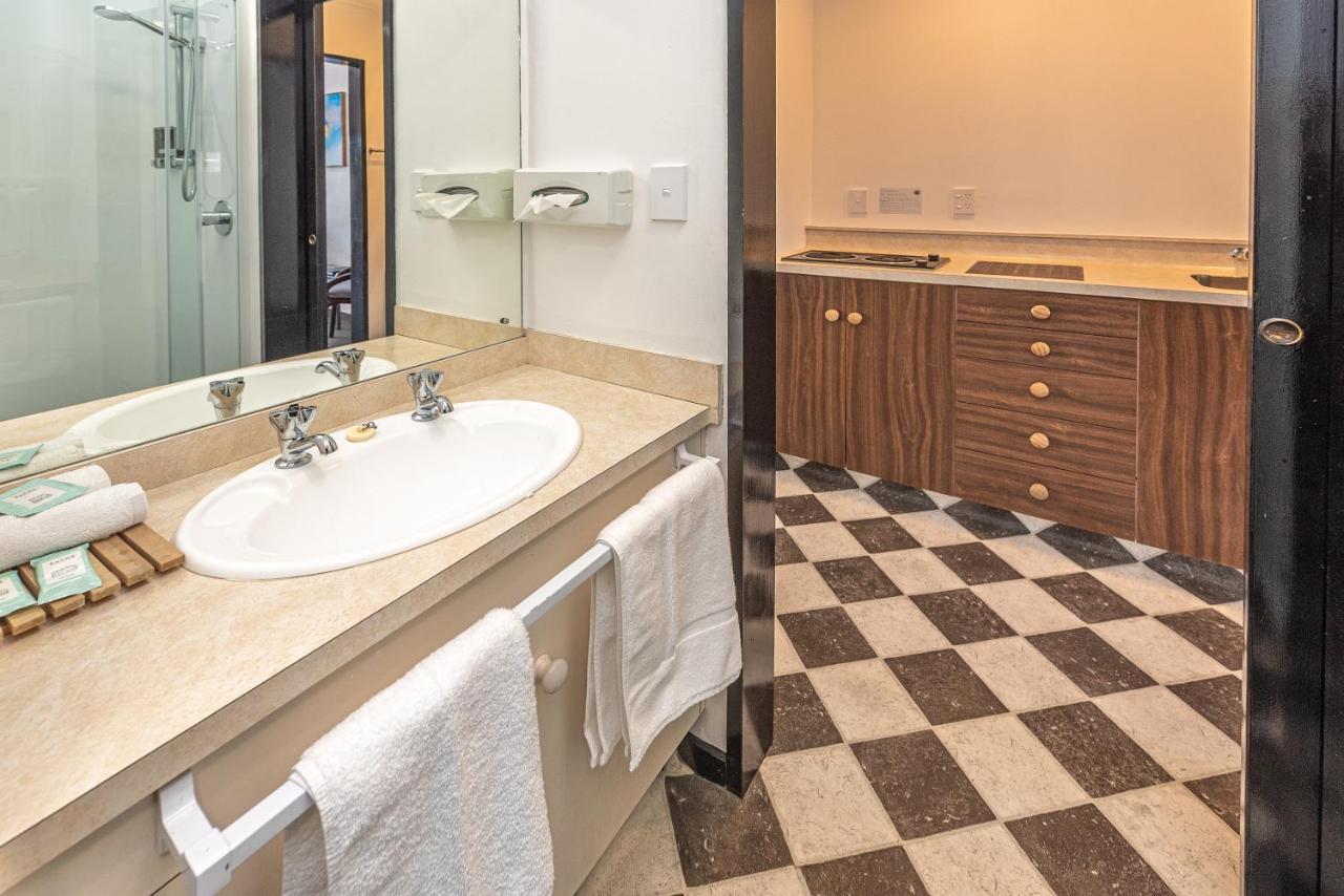 Burwood Motel Whanganui Kültér fotó