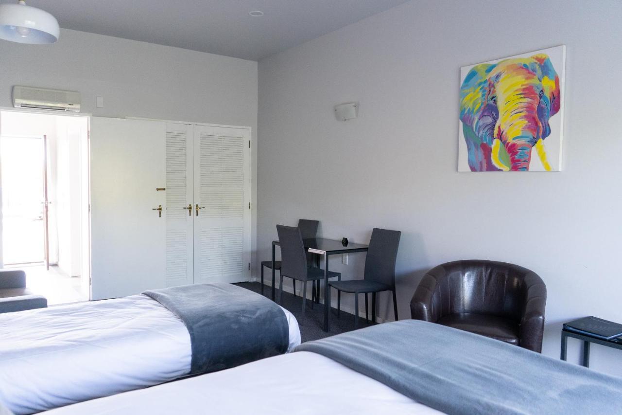 Burwood Motel Whanganui Kültér fotó