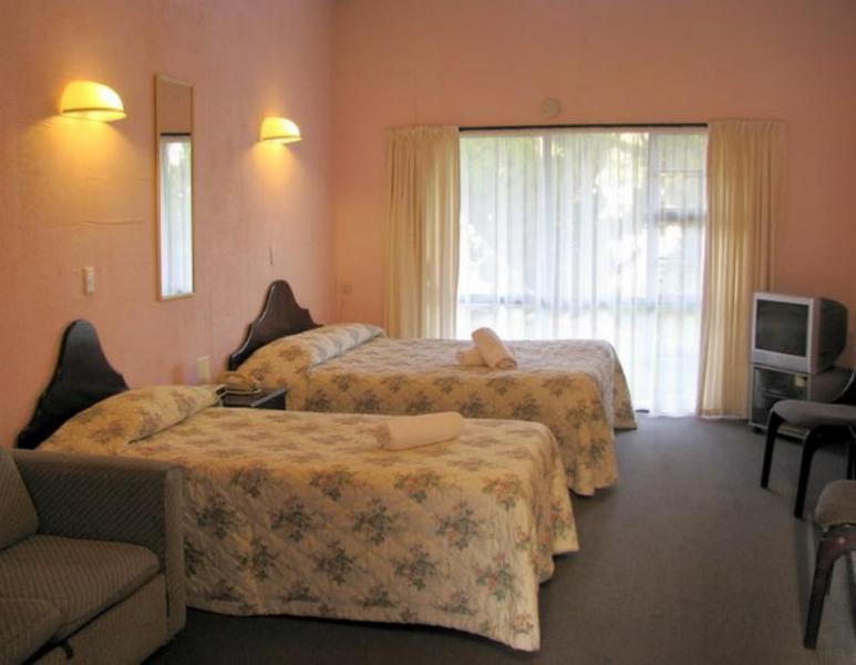 Burwood Motel Whanganui Kültér fotó